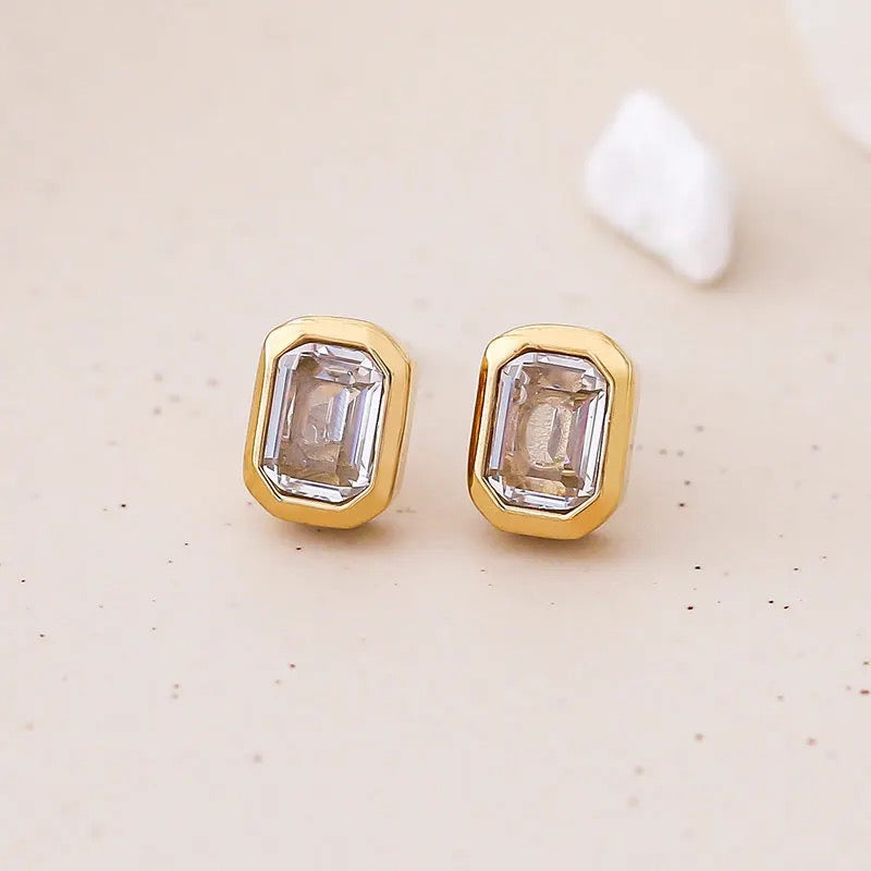 Paula Stud earrings